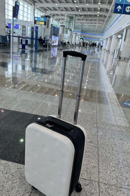 Lightweight Foldable Travel Suitcase – Stylish Luggage for Easy Trips