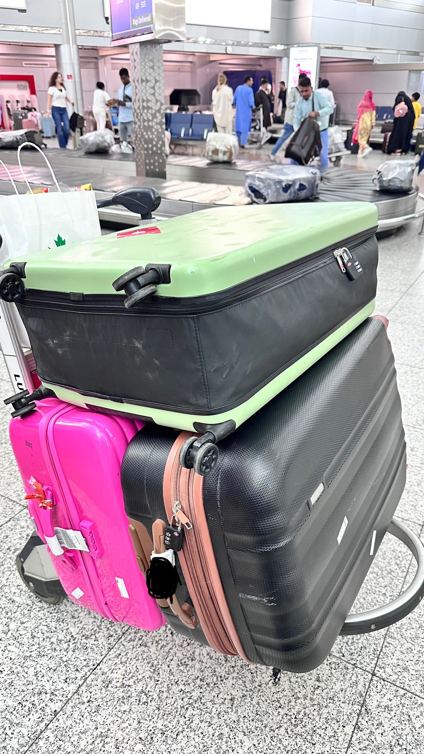Lightweight Foldable Travel Suitcase – Stylish Luggage for Easy Trips