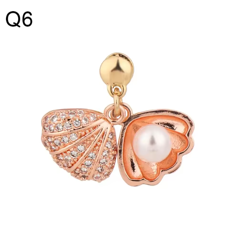 Luxury Gold Charm Pendants for Apple Watch Bands – Elegant Metal Strap Decorations