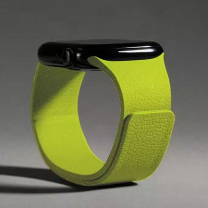Magnetic Silicone Strap for Apple Watch – Adjustable & Comfortable Fit