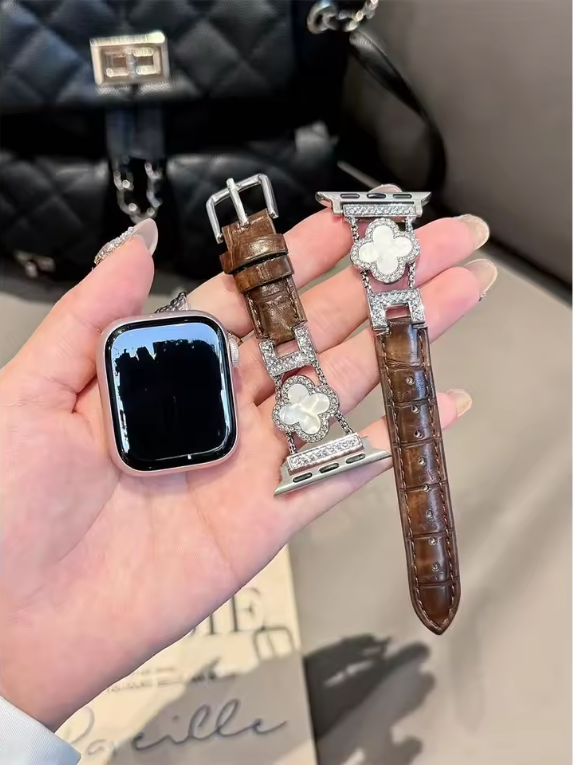 Clover Diamond Strap for Apple Watch – Luxury Style
