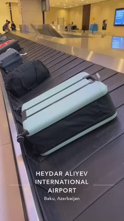 Lightweight Foldable Travel Suitcase – Stylish Luggage for Easy Trips